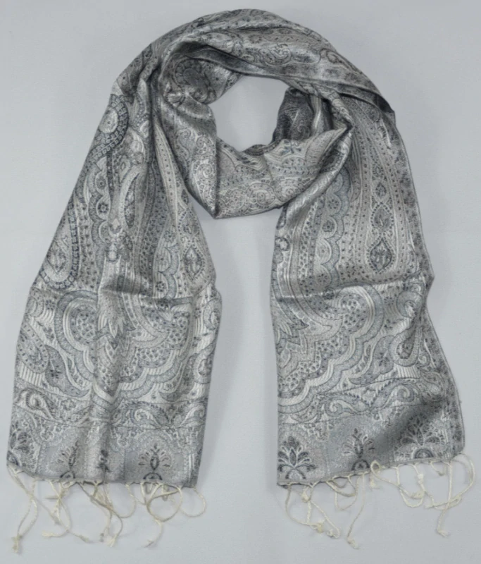 Hedvábná šála Jamawar malá - Stříbrná, černá a blankytně modrá s ornamenty 2