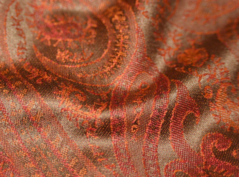 Hedvábná šála Jamawar střední - Hnědá a oranžová s ornamenty