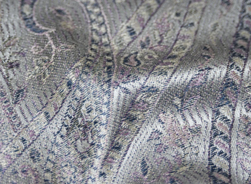 Hedvábná šála Jamawar malá - Šedá a noční modrá s ornamenty