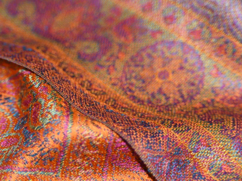 Hedvábná šála Jamawar velká - oranžová s ornamenty 4
