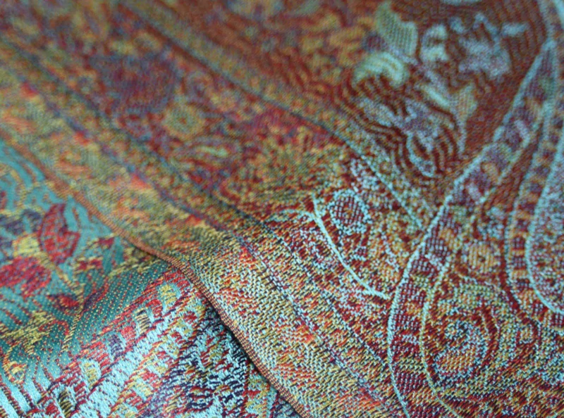 Hedvábná šála Jamawar velká - Azurová s ornamenty 3